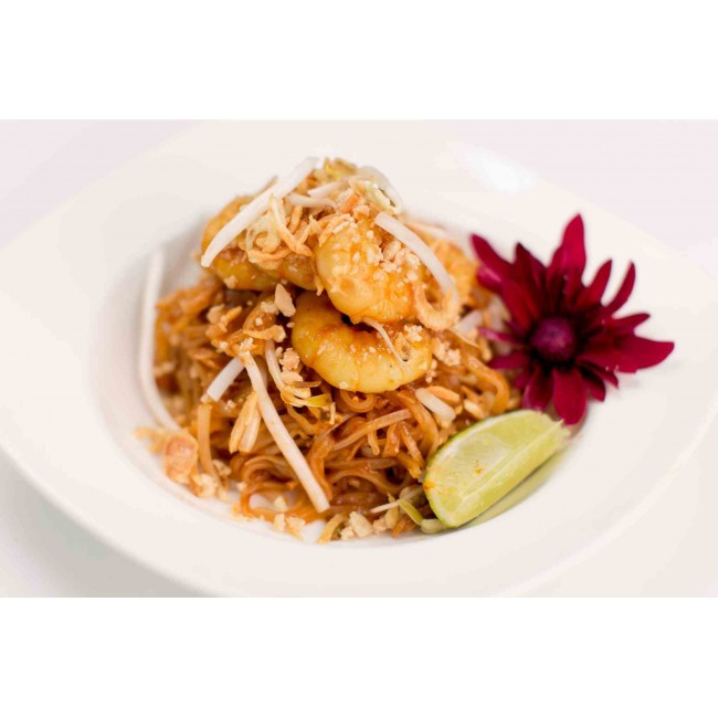 Bangkok Street Style Shrimp Pad Thai