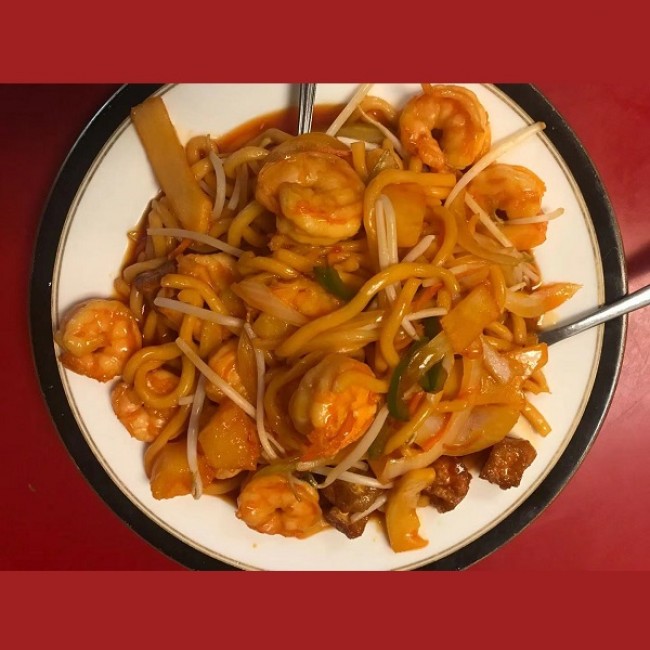 T2. Shrimp Pad Thai (Thick Noodles)