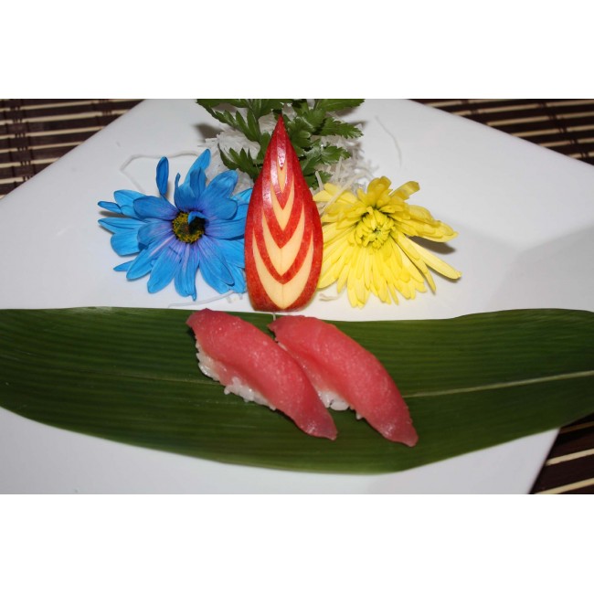 Red Tuna Sushi (2pcs)
