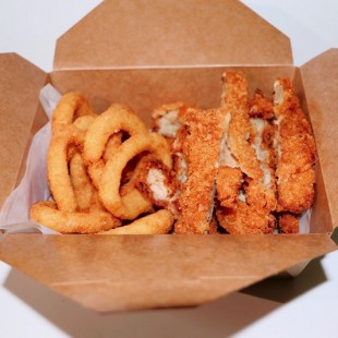 Japanese Fried Chicken and Onion Rings Combo