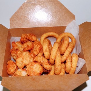 Popcorn Shrimp and Onion Rings Combo