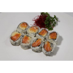 127. Spicy Salmon Roll (8pcs)