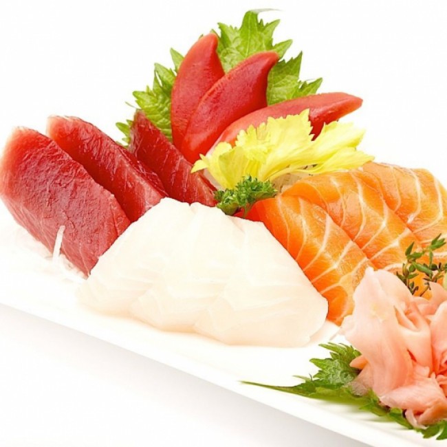 11I. Sashimi Set (17pcs)