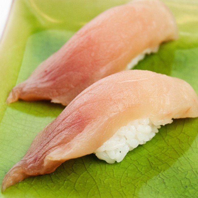 White Tuna Nigiri Sushi (2pcs)