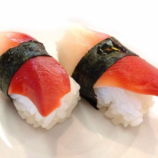 Surf Clam (Hokkigai) Nigiri Sushi (2pcs)