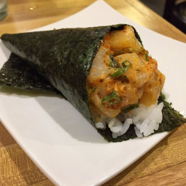 Scallop (Hotategai) Hand Roll (1pc)