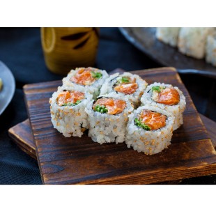 H13. Spicy Salmon Maki