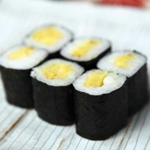 H18. Tamago Egg Maki (6pcs)