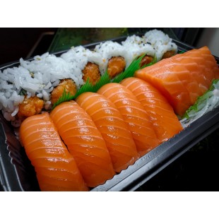 F12. Salmon Family Combo (14pcs)