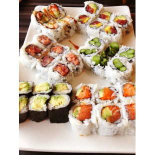 LS3 Sushi Roll Set (2 Rolls with Soup and Salad)