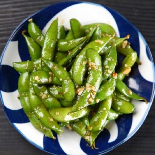 1. Edamame with Garlic Spicy