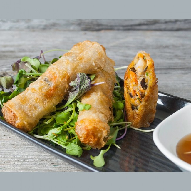 8. Vietnamese Spring Rolls (2pcs)