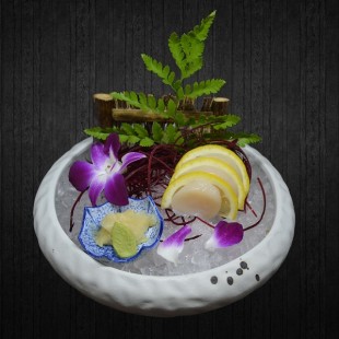 Scallop Sashimi (3 pcs)