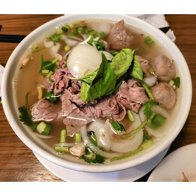 B9. Phở Đặc Biệt 特别牛肉粉 (One Size)